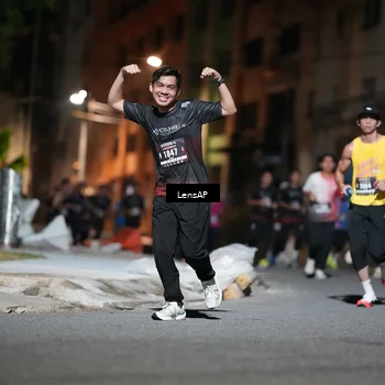 Runner Photo 5742080