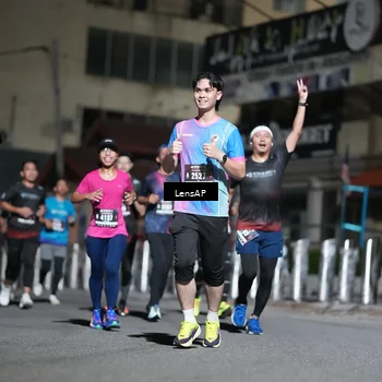 Runner Photo 5742096