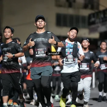 Runner Photo 5742243