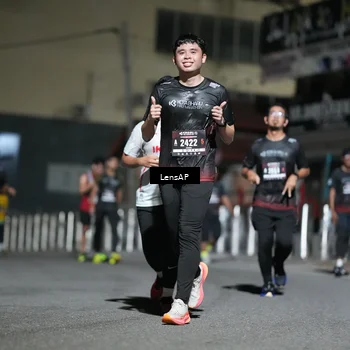 Runner Photo 5742275