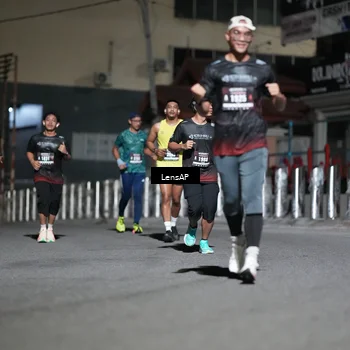 Runner Photo 5742341