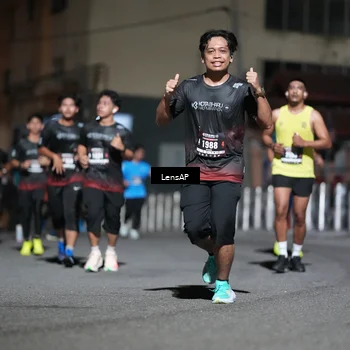 Runner Photo 5742349