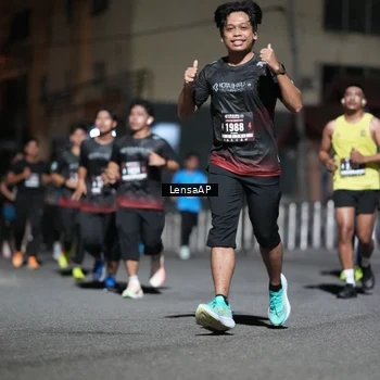 Runner Photo 5742350