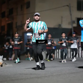 Runner Photo 5742359