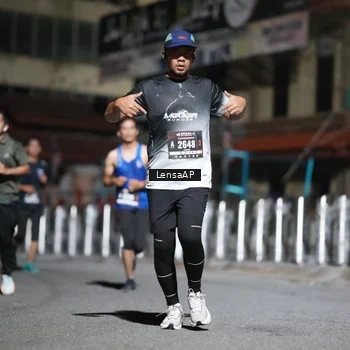 Runner Photo 5742373