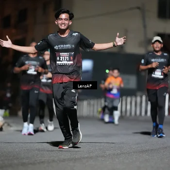Runner Photo 5742427