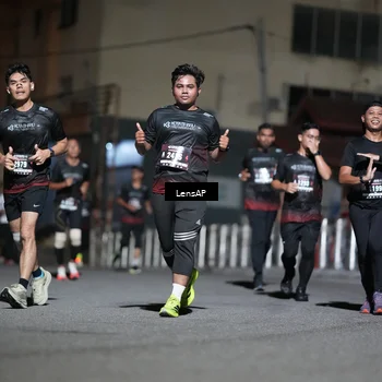 Runner Photo 5742460