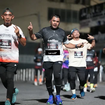 Runner Photo 5742489