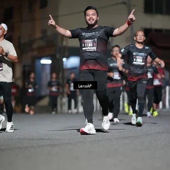 Runner Photo 5742578