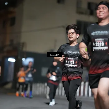 Runner Photo 5742635