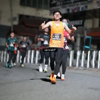 Runner Photo 5742656
