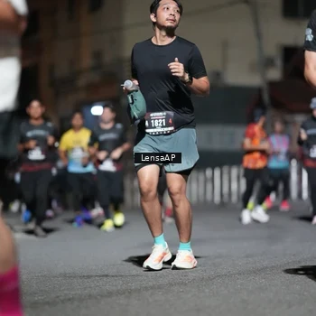 Runner Photo 5742752