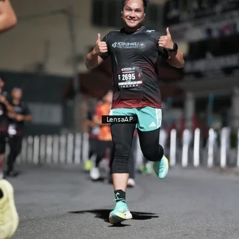 Runner Photo 5742753