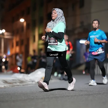 Runner Photo 5743000