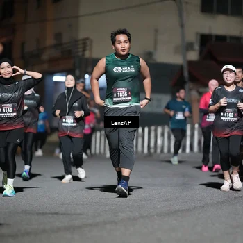 Runner Photo 5743059