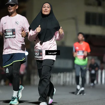 Runner Photo 5743108