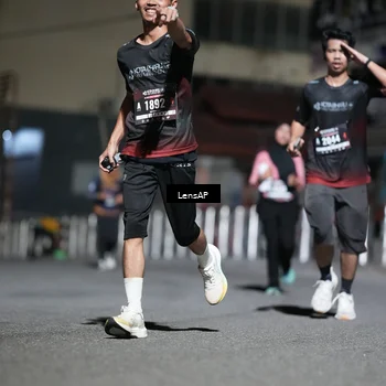 Runner Photo 5743175
