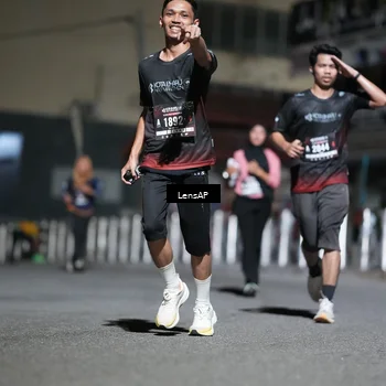 Runner Photo 5743176