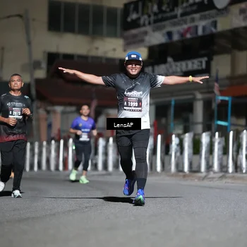 Runner Photo 5743234