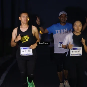 Runner Photo 5743645