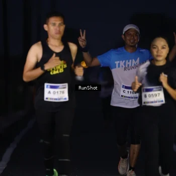 Runner Photo 5743648