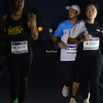 Runner Photo 5743679