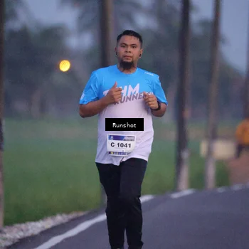 Runner Photo 5743765
