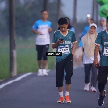 Runner Photo 5743767