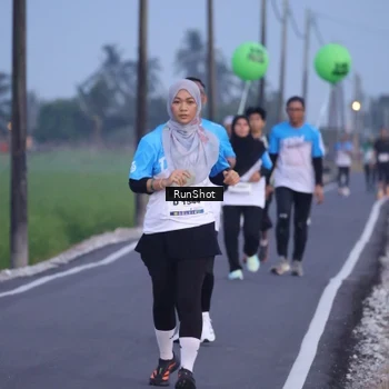 Runner Photo 5743769