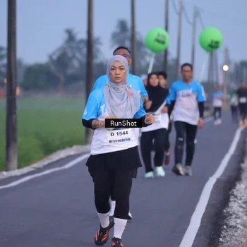 Runner Photo 5743772