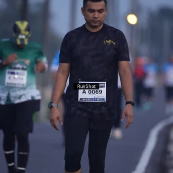 Runner Photo 5743774