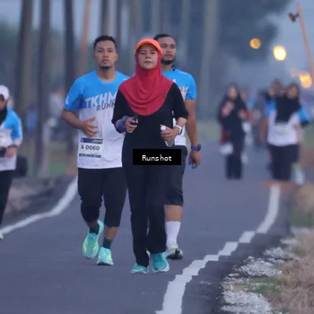 Runner Photo 5743785