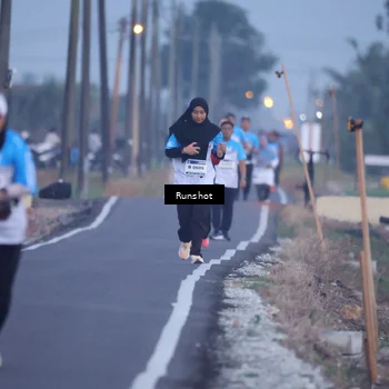 Runner Photo 5743790