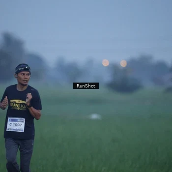 Runner Photo 5743856