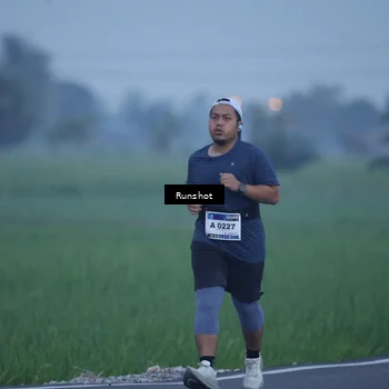 Runner Photo 5743999