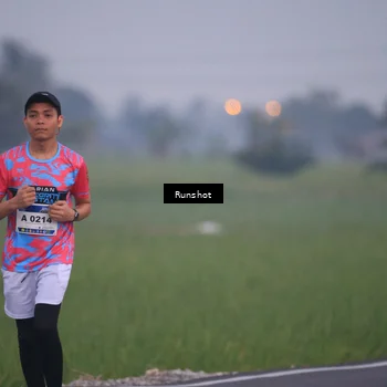 Runner Photo 5744024