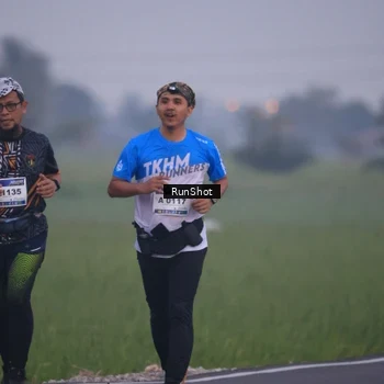 Runner Photo 5744180