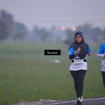 Runner Photo 5744201