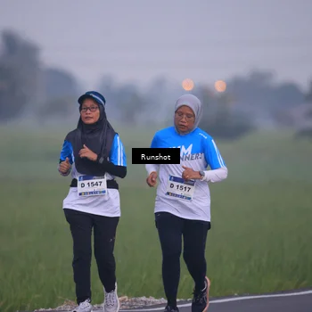 Runner Photo 5744216