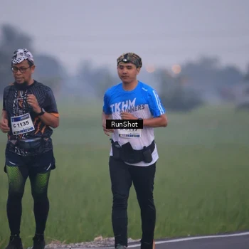 Runner Photo 5744227