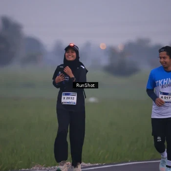 Runner Photo 5744229