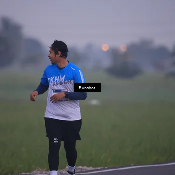 Runner Photo 5744246