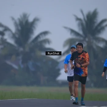 Runner Photo 5744438
