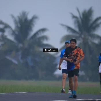 Runner Photo 5744440