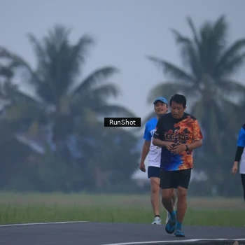 Runner Photo 5744442
