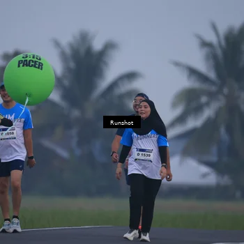 Runner Photo 5744462