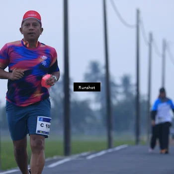 Runner Photo 5744646