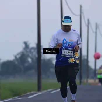 Runner Photo 5745565