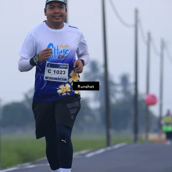 Runner Photo 5745576