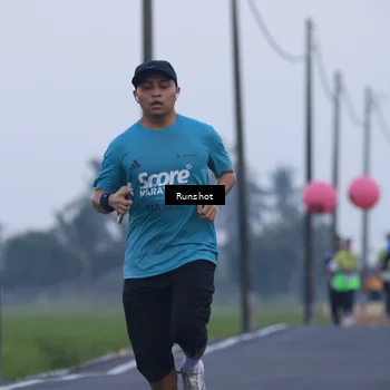 Runner Photo 5745642